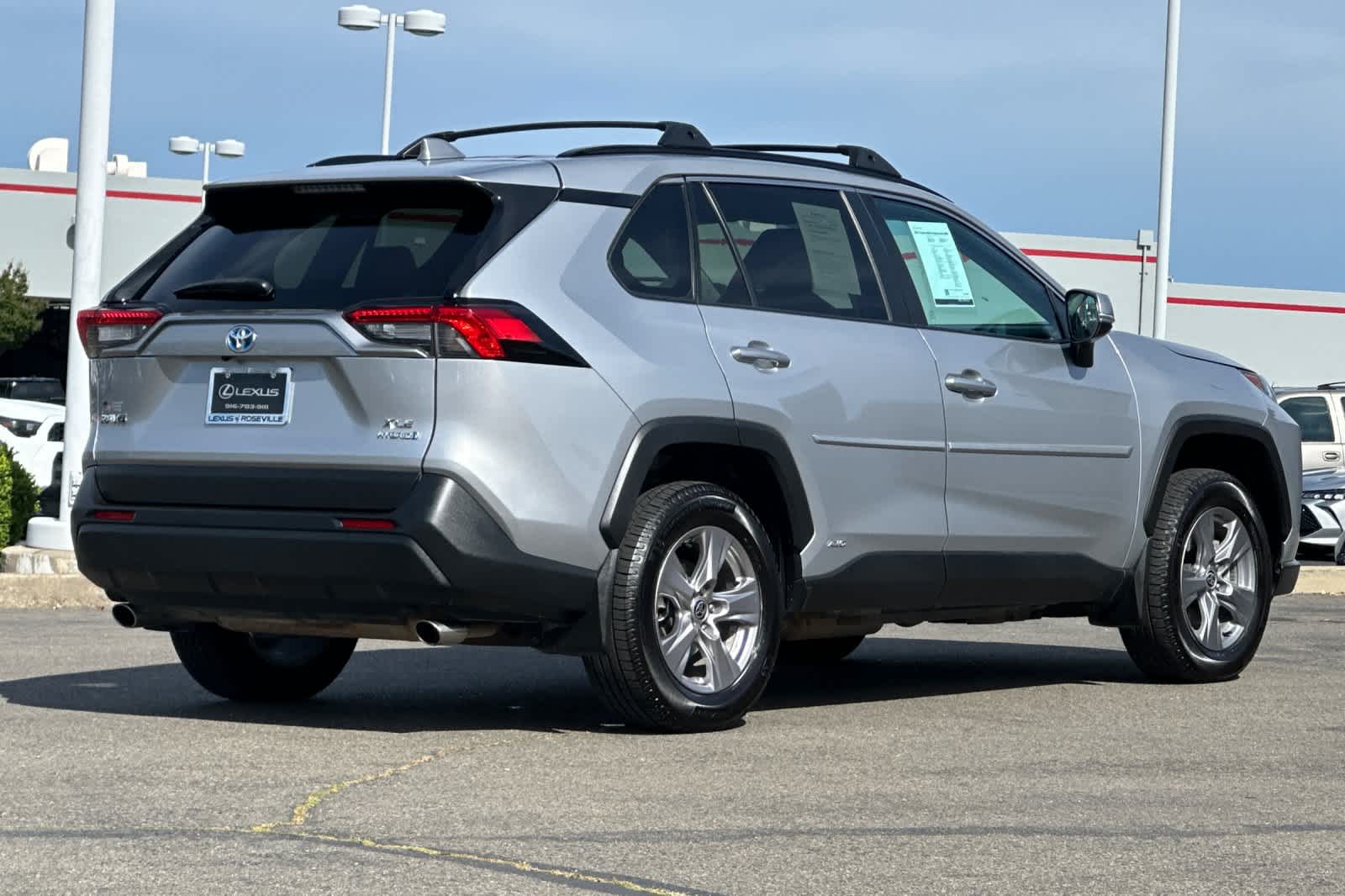 Thumbnail: 2022 Toyota RAV4 - 2