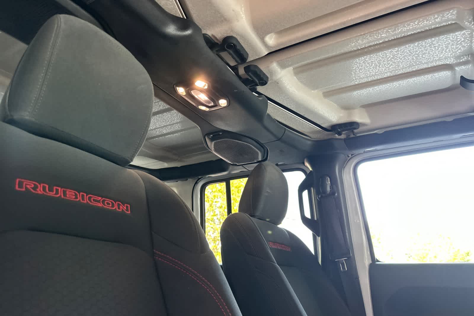 Thumbnail: 2021 Jeep Wrangler - 18
