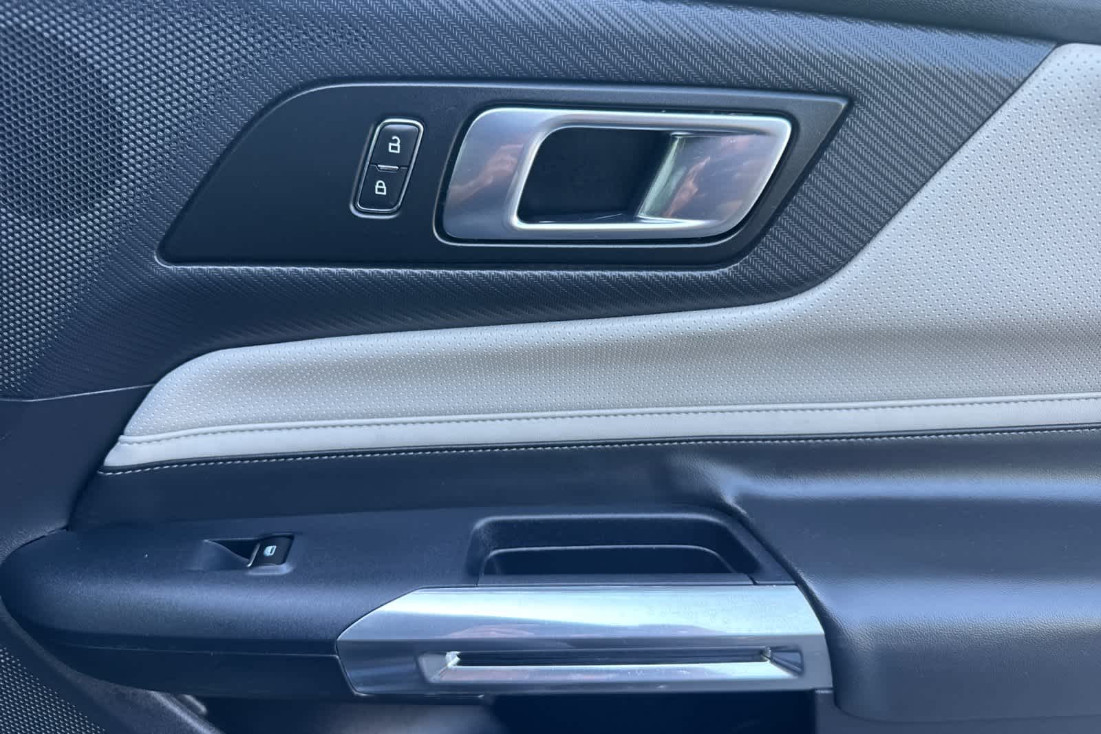 Thumbnail: 2024 Ford Mustang - 17