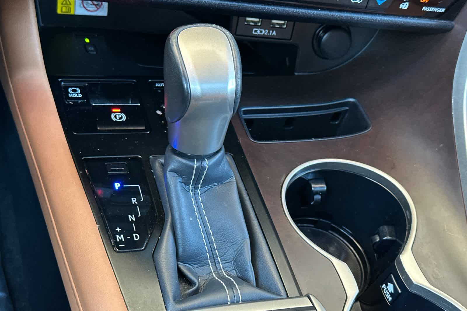 Thumbnail: 2022 Lexus RX - 24