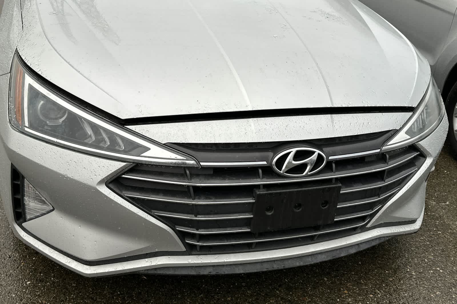 Thumbnail: 2019 Hyundai Elantra - 9