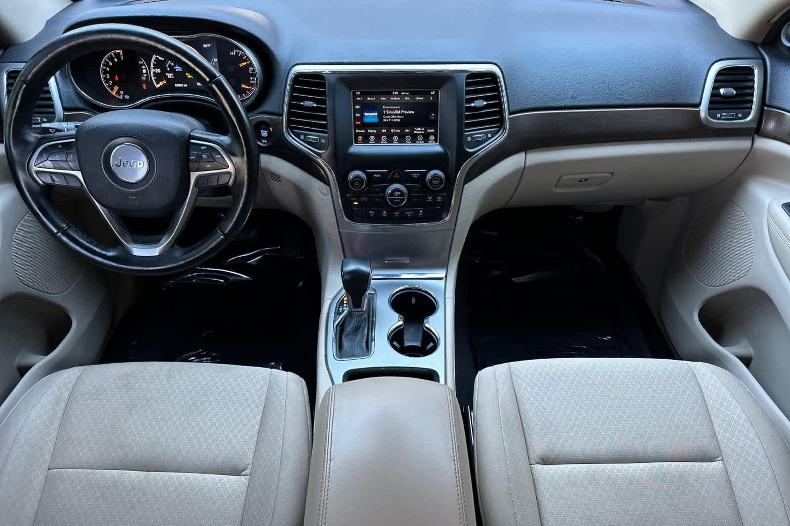 Thumbnail: 2018 Jeep Grand Cherokee - 3
