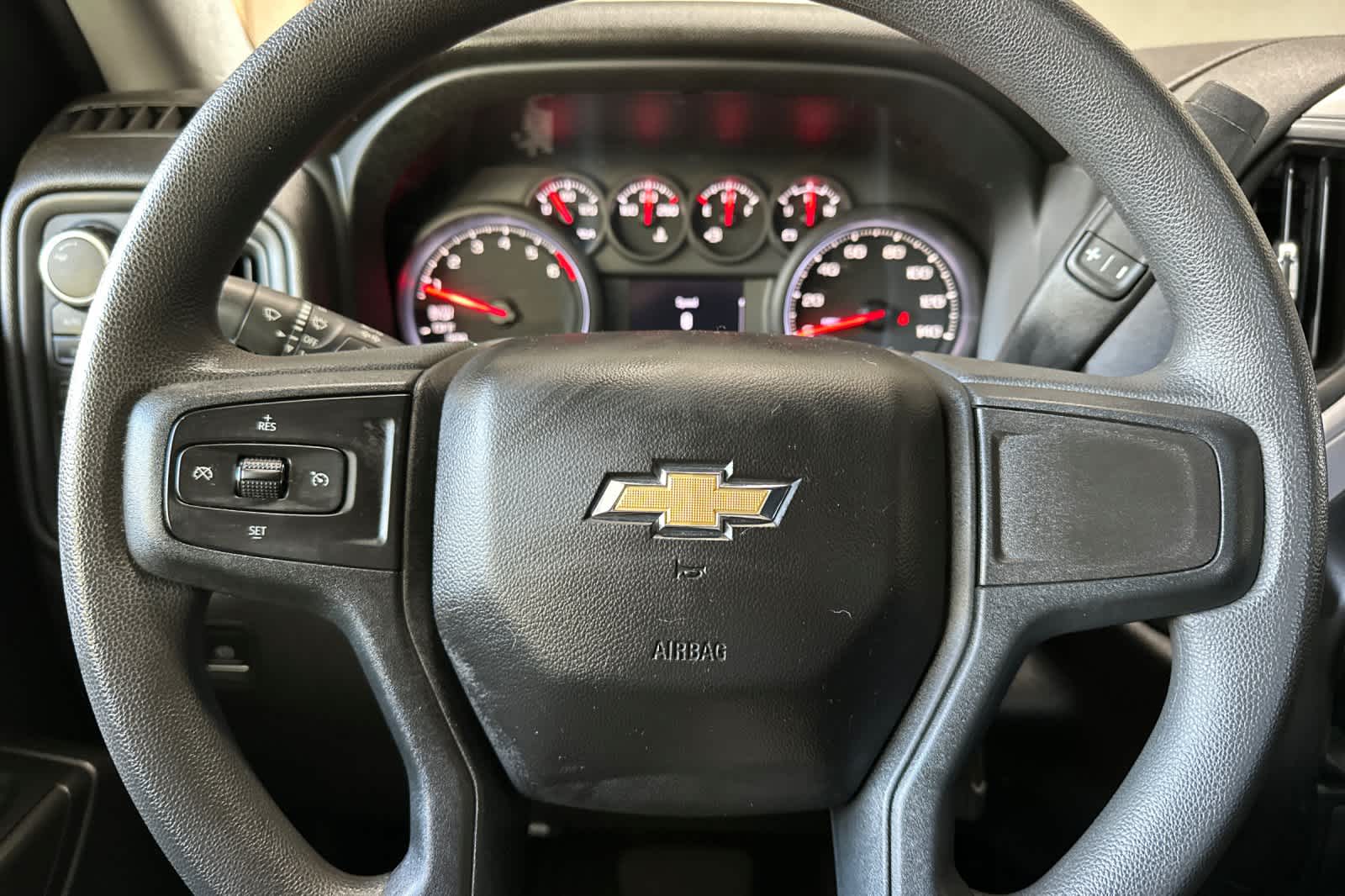 Thumbnail: 2022 Chevrolet Silverado 1500 - 23