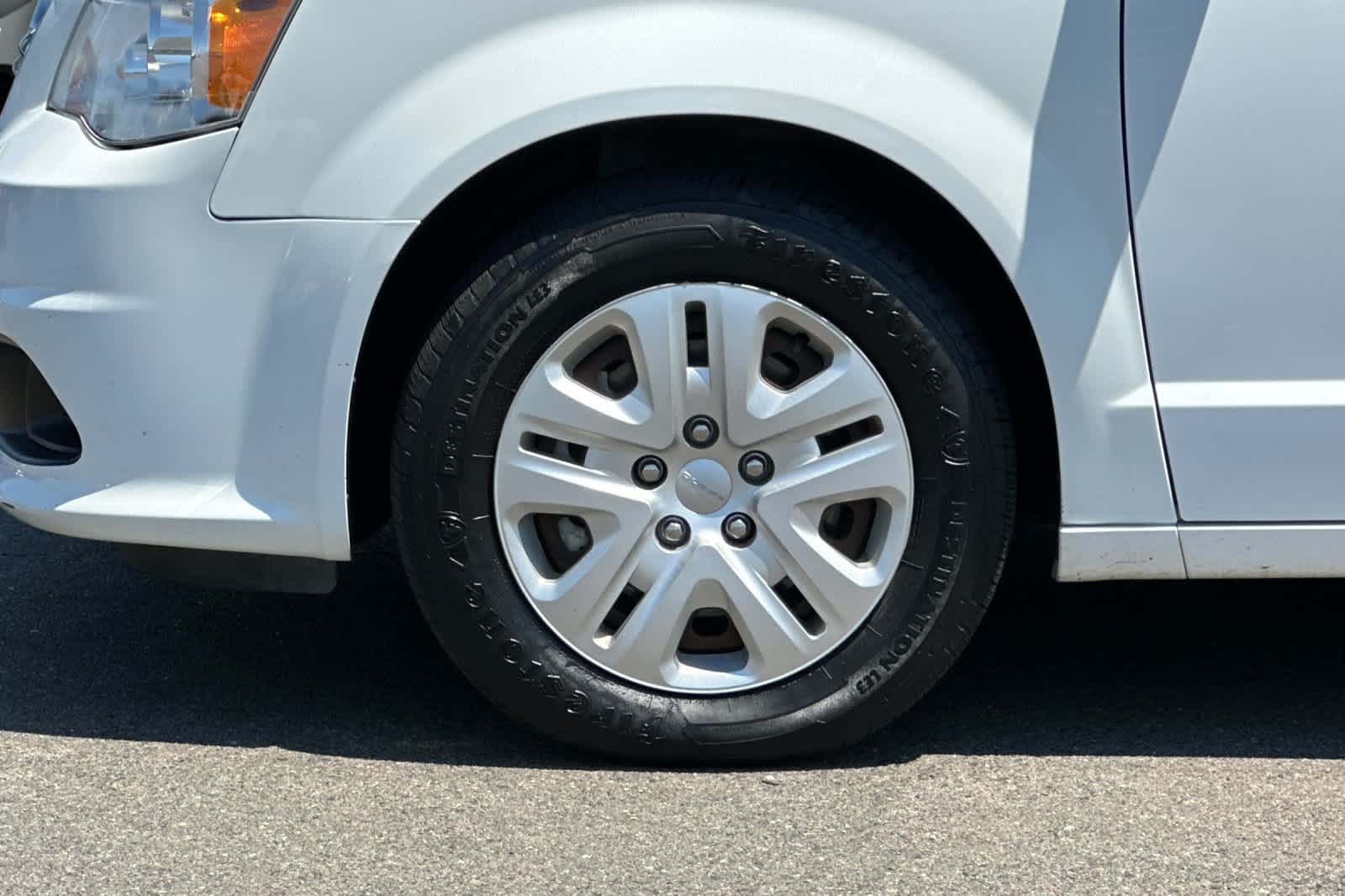 Thumbnail: 2018 Dodge Grand Caravan - 30