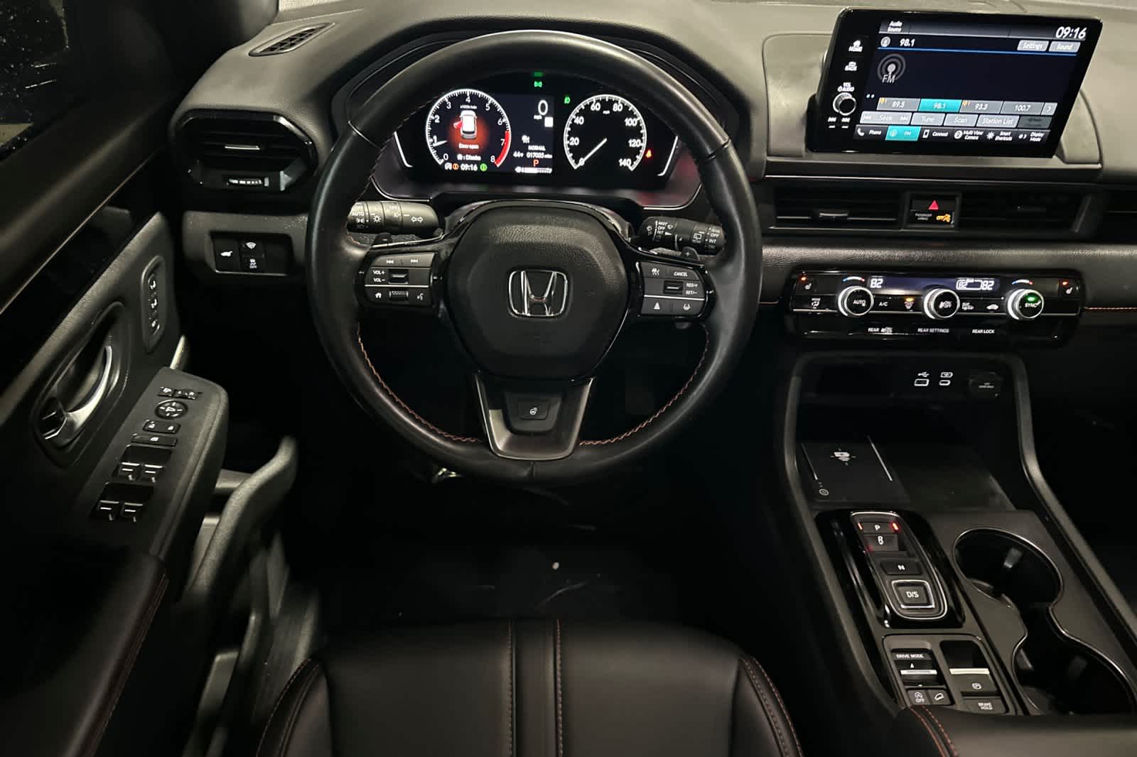 Thumbnail: 2024 Honda Pilot - 15