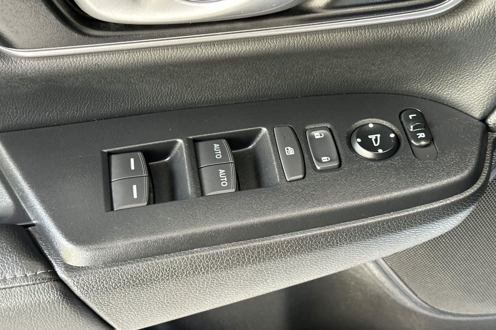 Thumbnail: 2021 Honda CR-V - 13