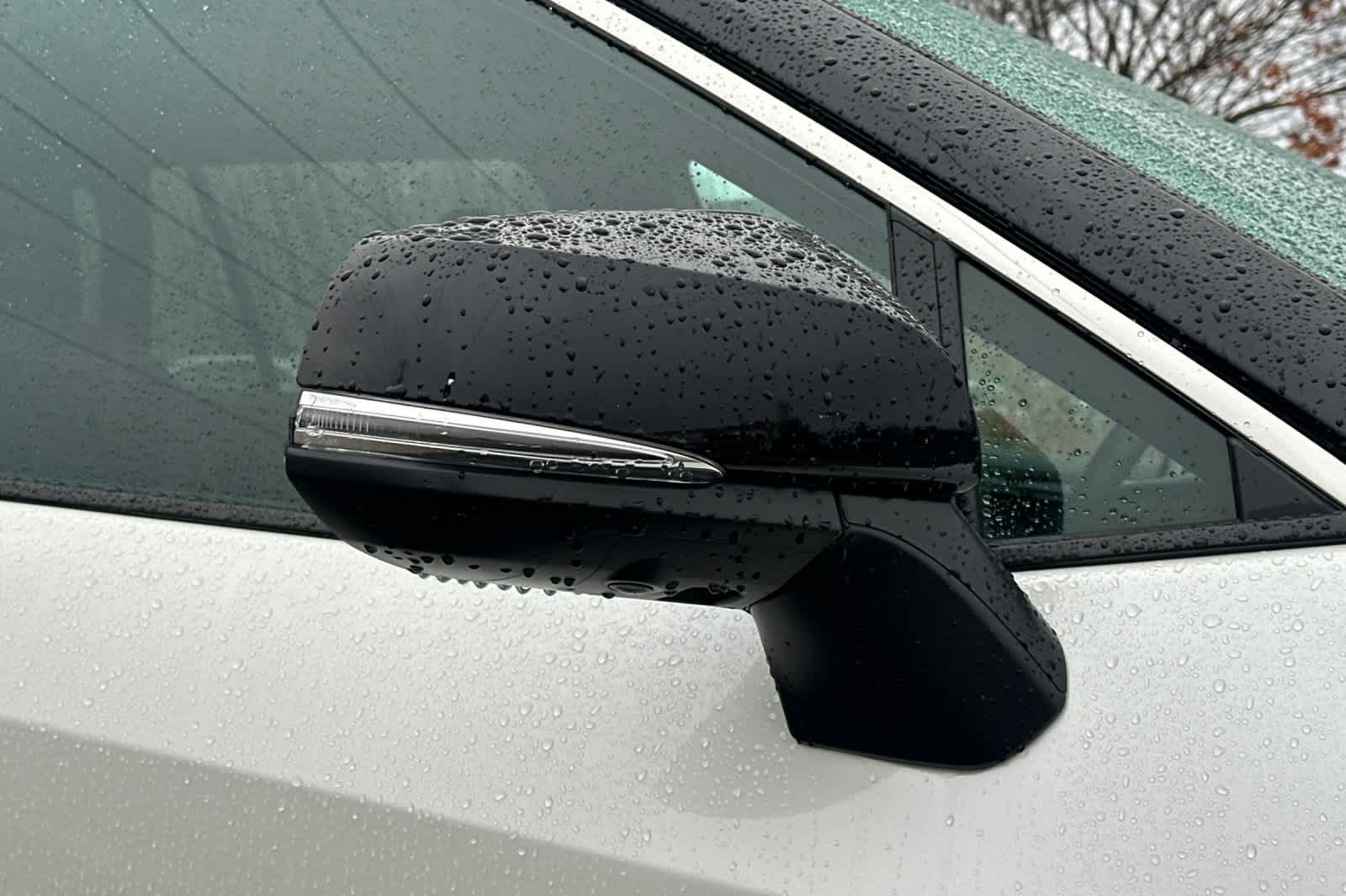 Thumbnail: 2022 Toyota RAV4 - 13