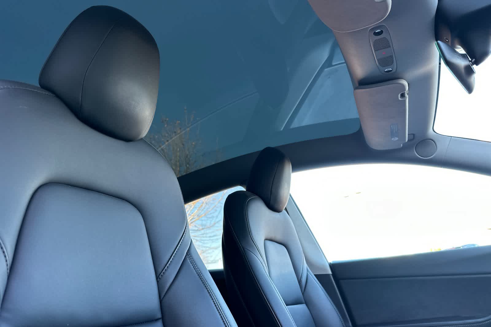 Thumbnail: 2022 Tesla Model Y - 18