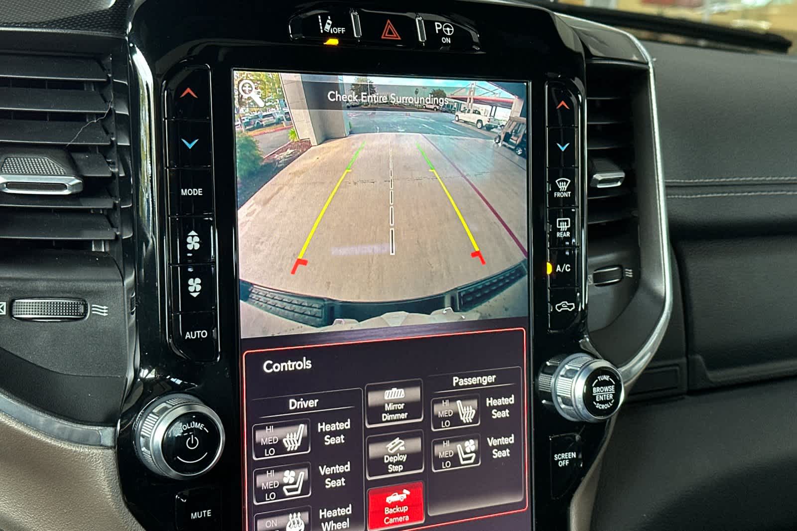 Thumbnail: 2019 RAM 1500 - 21