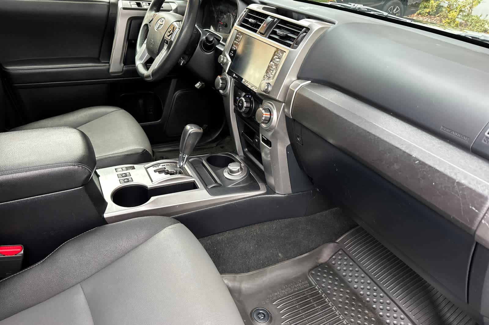 Thumbnail: 2021 Toyota 4Runner - 17