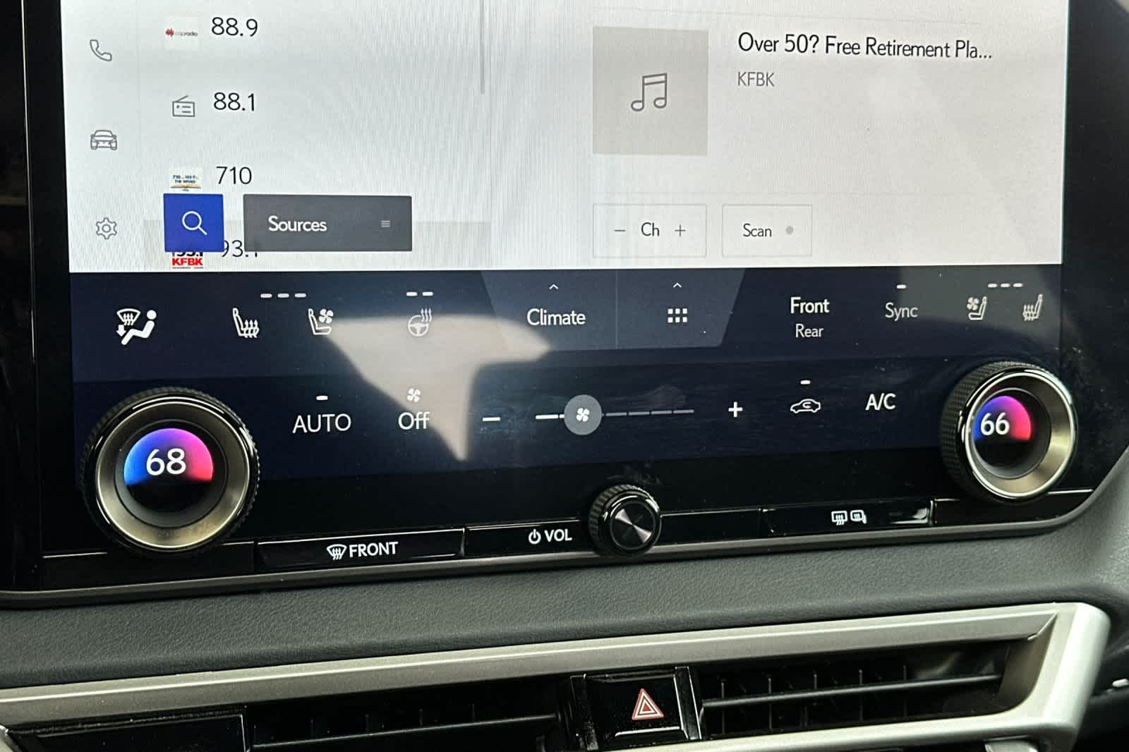 Thumbnail: 2023 Lexus RX - 22