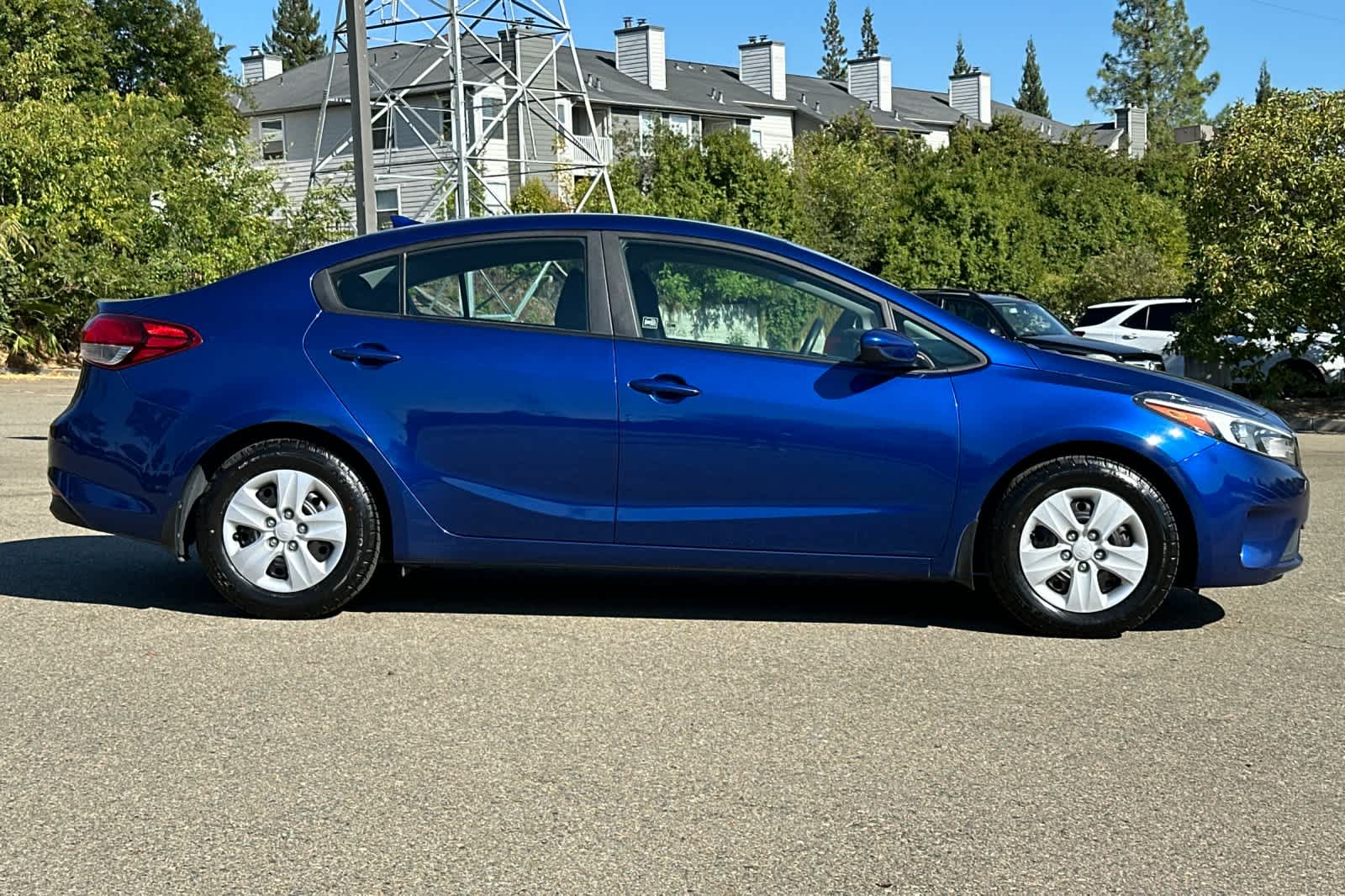 Thumbnail: 2018 Kia Forte - 6