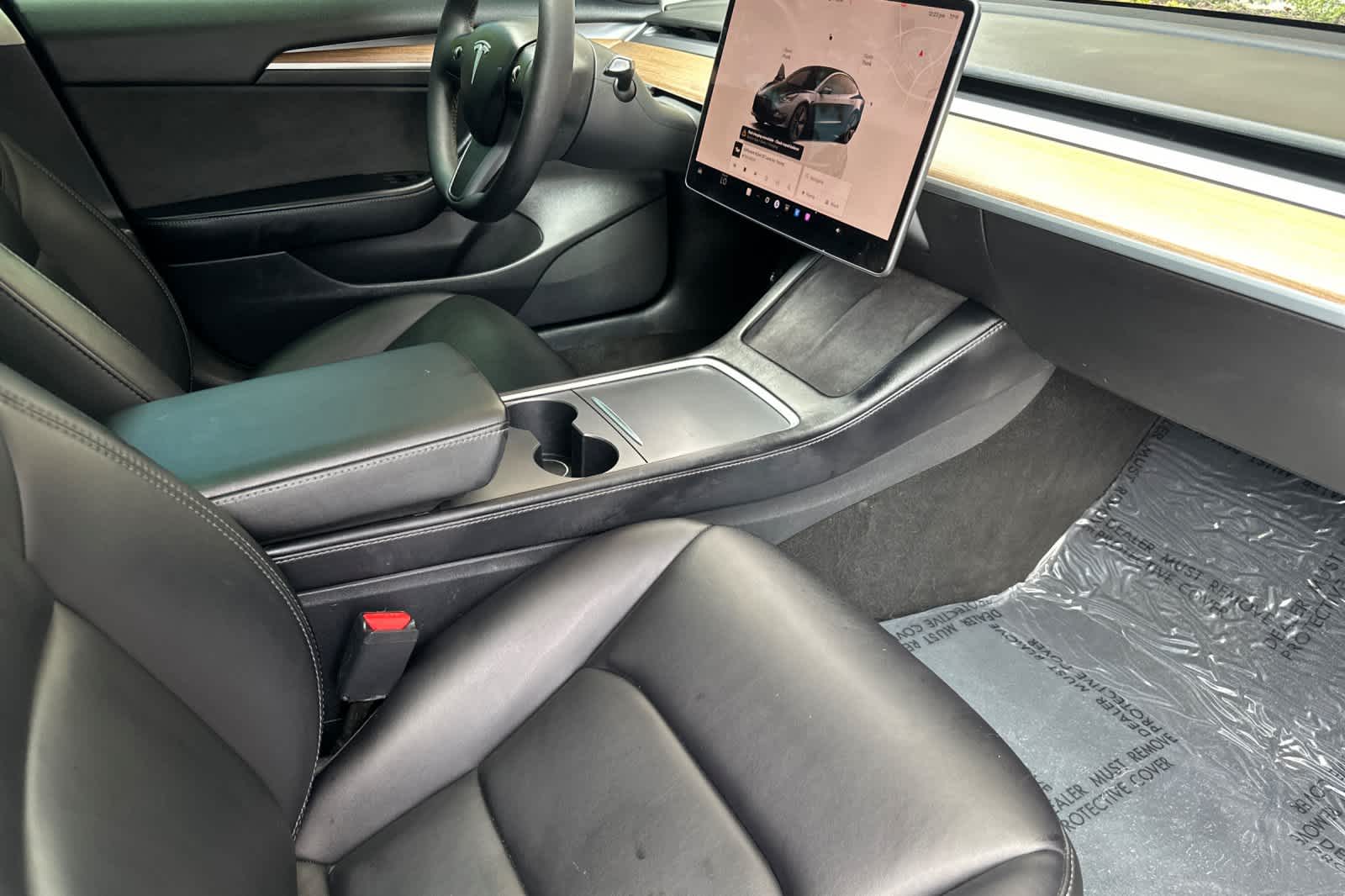 Thumbnail: 2022 Tesla Model 3 - 16