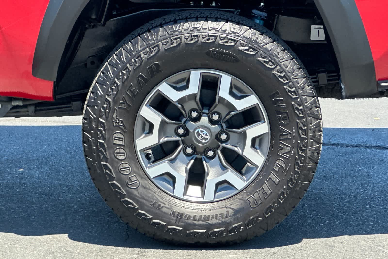 Thumbnail: 2023 Toyota Tacoma - 29