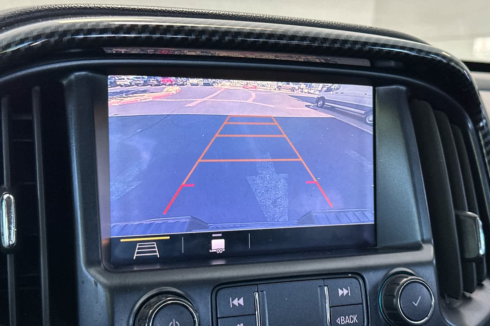 Thumbnail: 2019 Chevrolet Colorado - 20