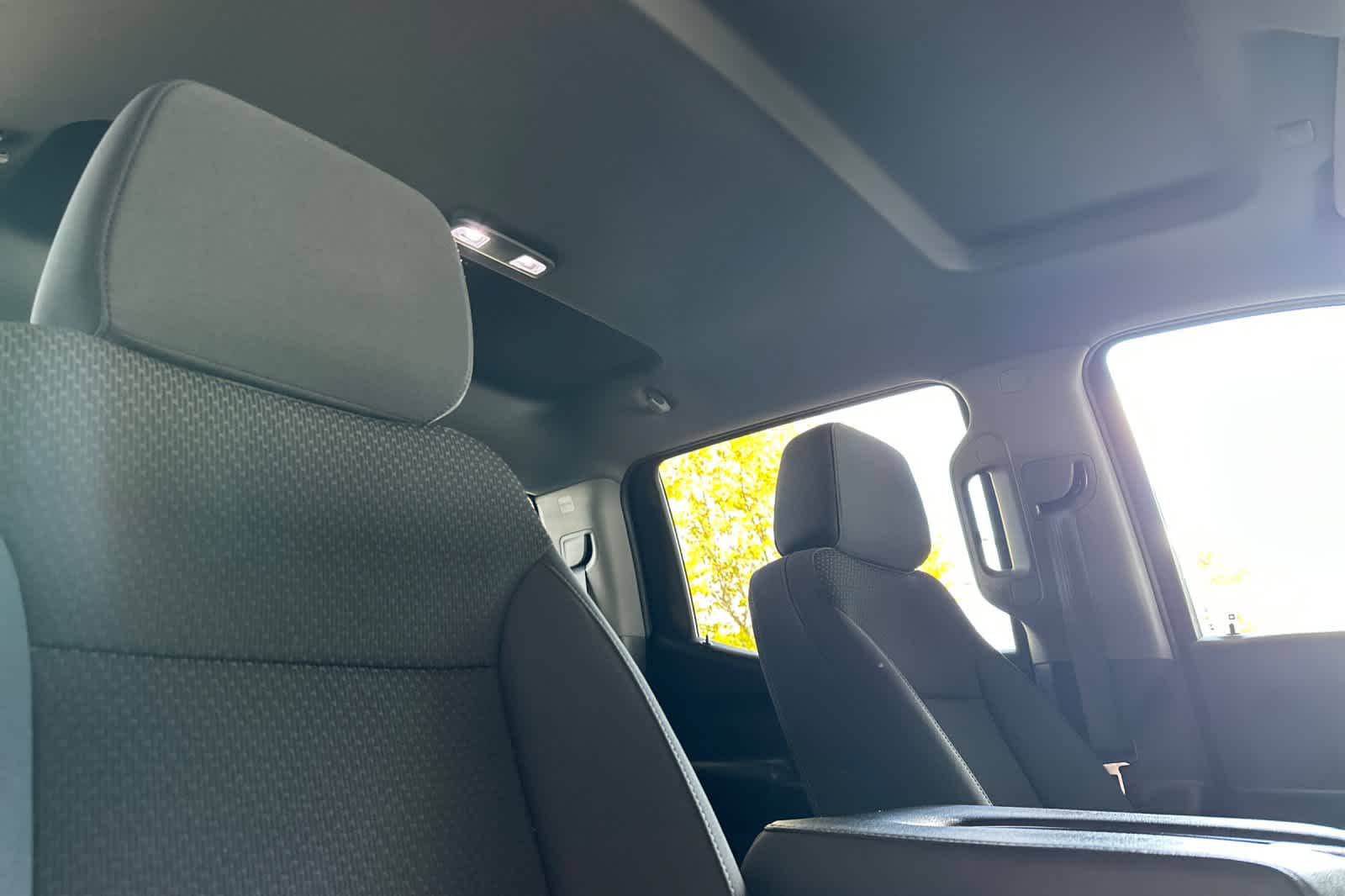 Thumbnail: 2022 Chevrolet Silverado 1500 - 17