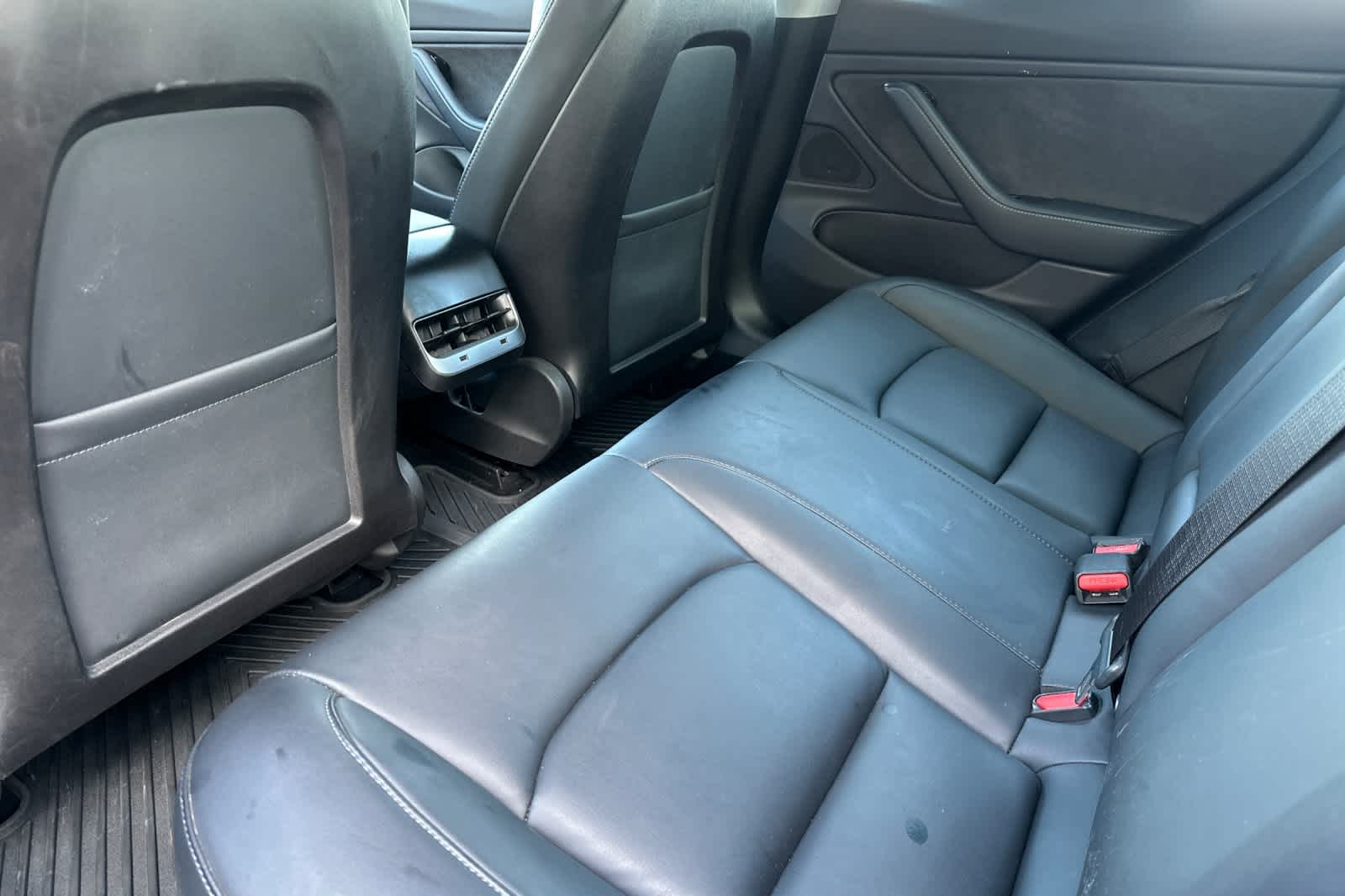 Thumbnail: 2019 Tesla Model 3 - 4