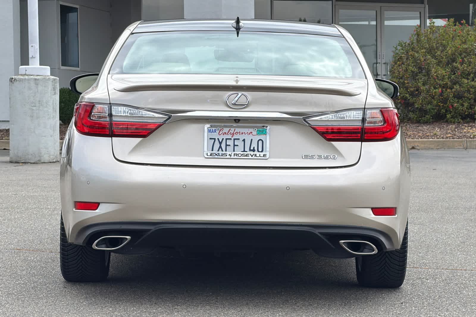 Thumbnail: 2017 Lexus ES - 7