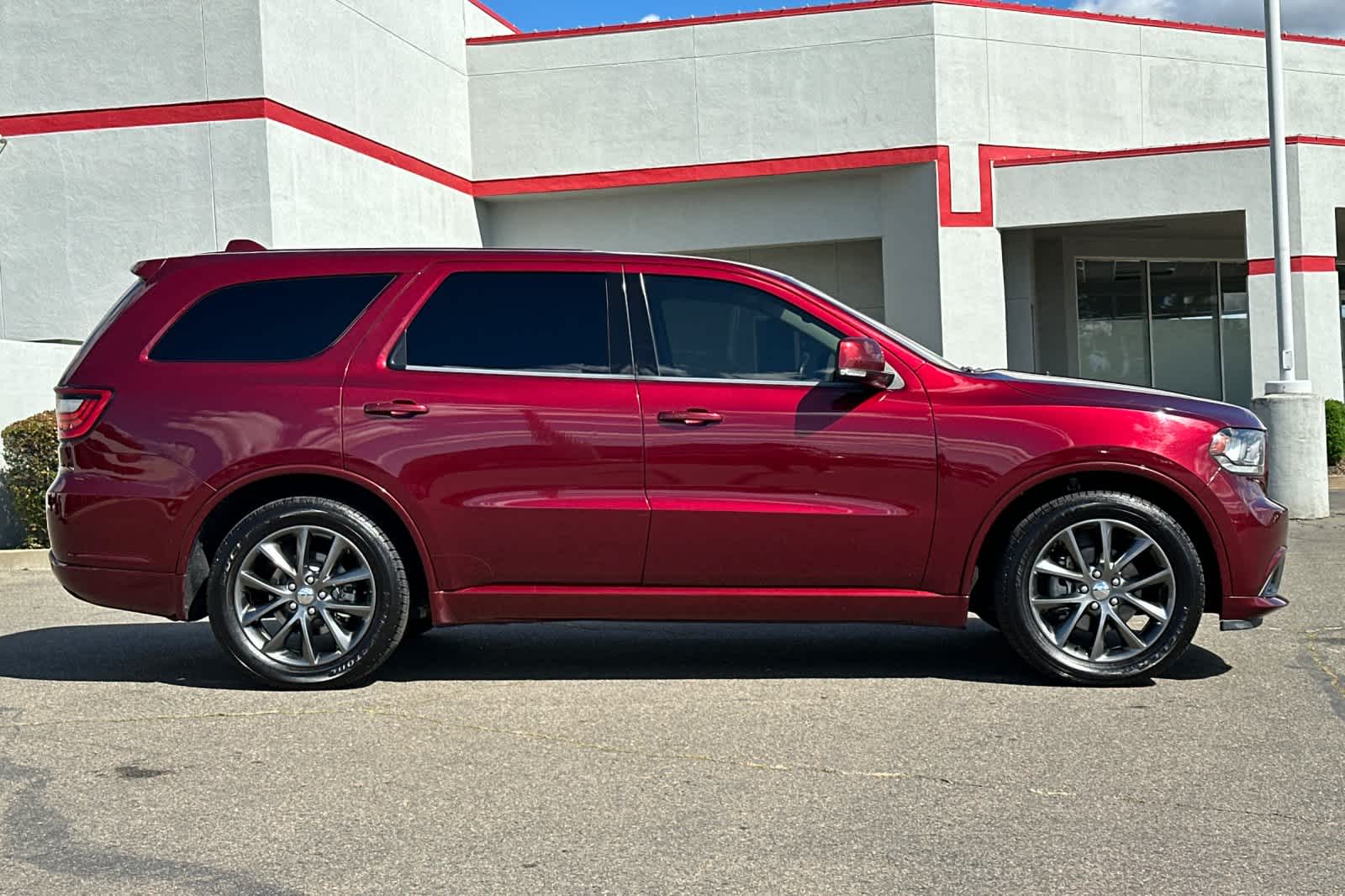 Thumbnail: 2017 Dodge Durango - 6