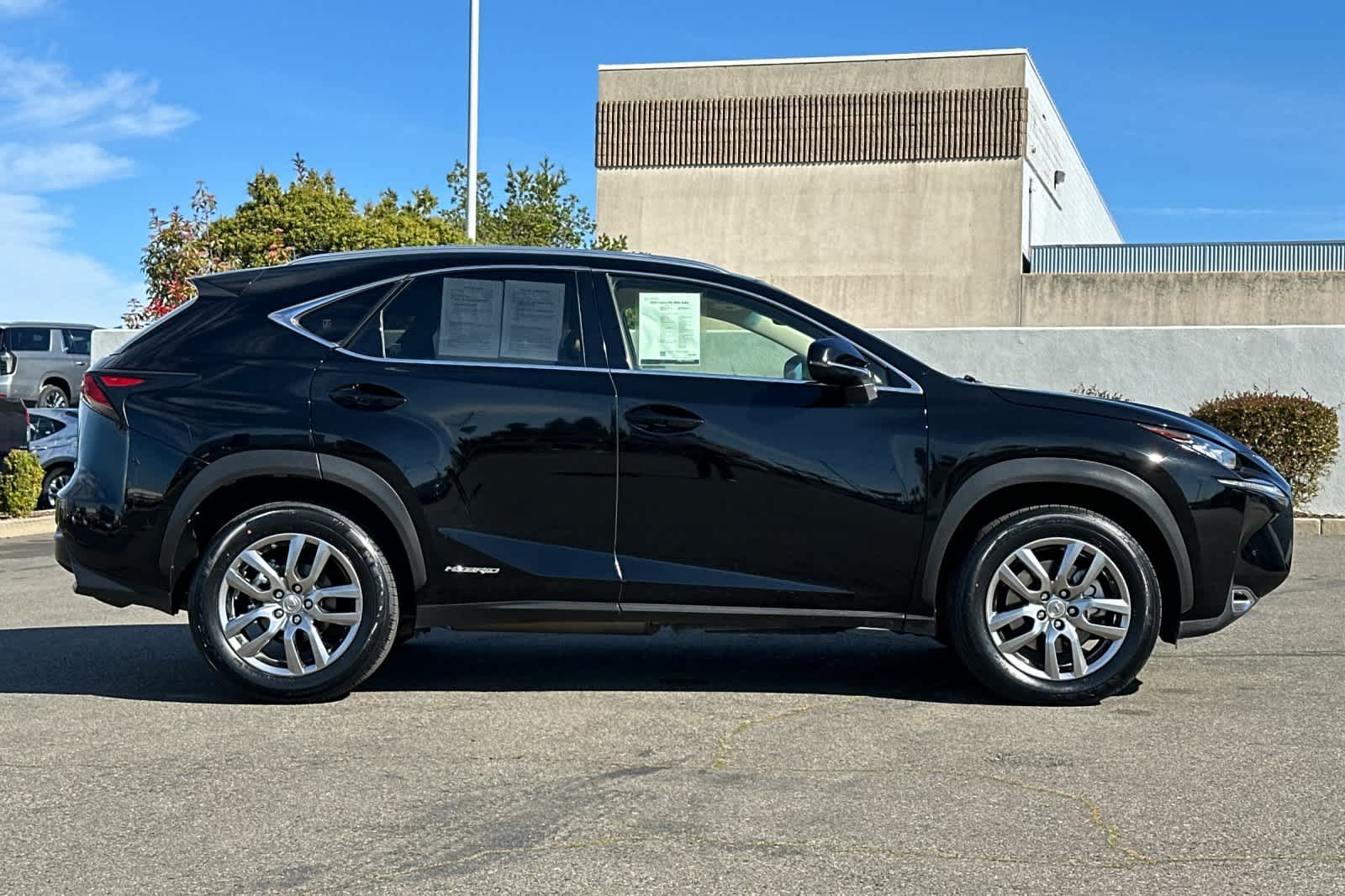 Thumbnail: 2016 Lexus NX - 6