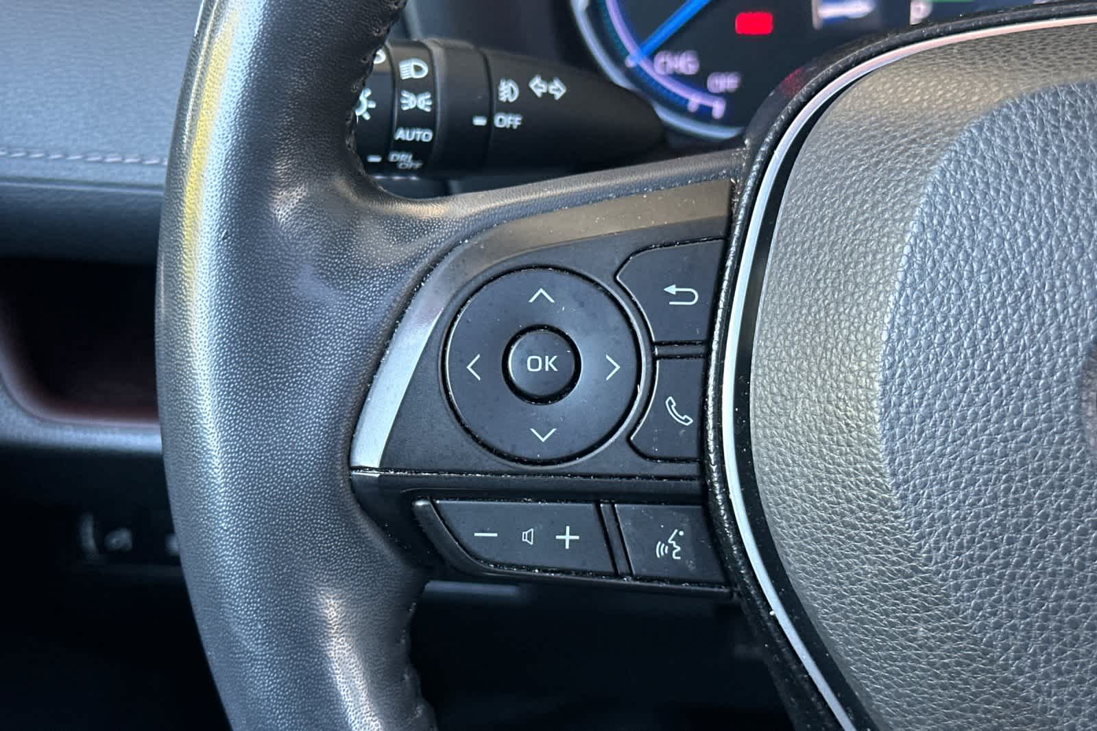 Thumbnail: 2020 Toyota RAV4 - 26