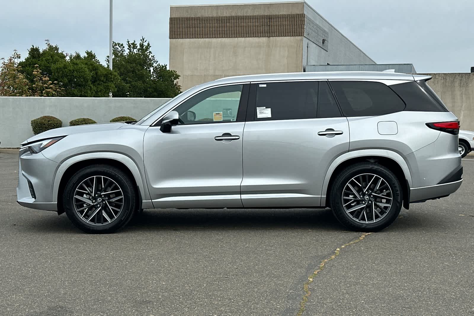 Thumbnail: 2026 Lexus TX - 9