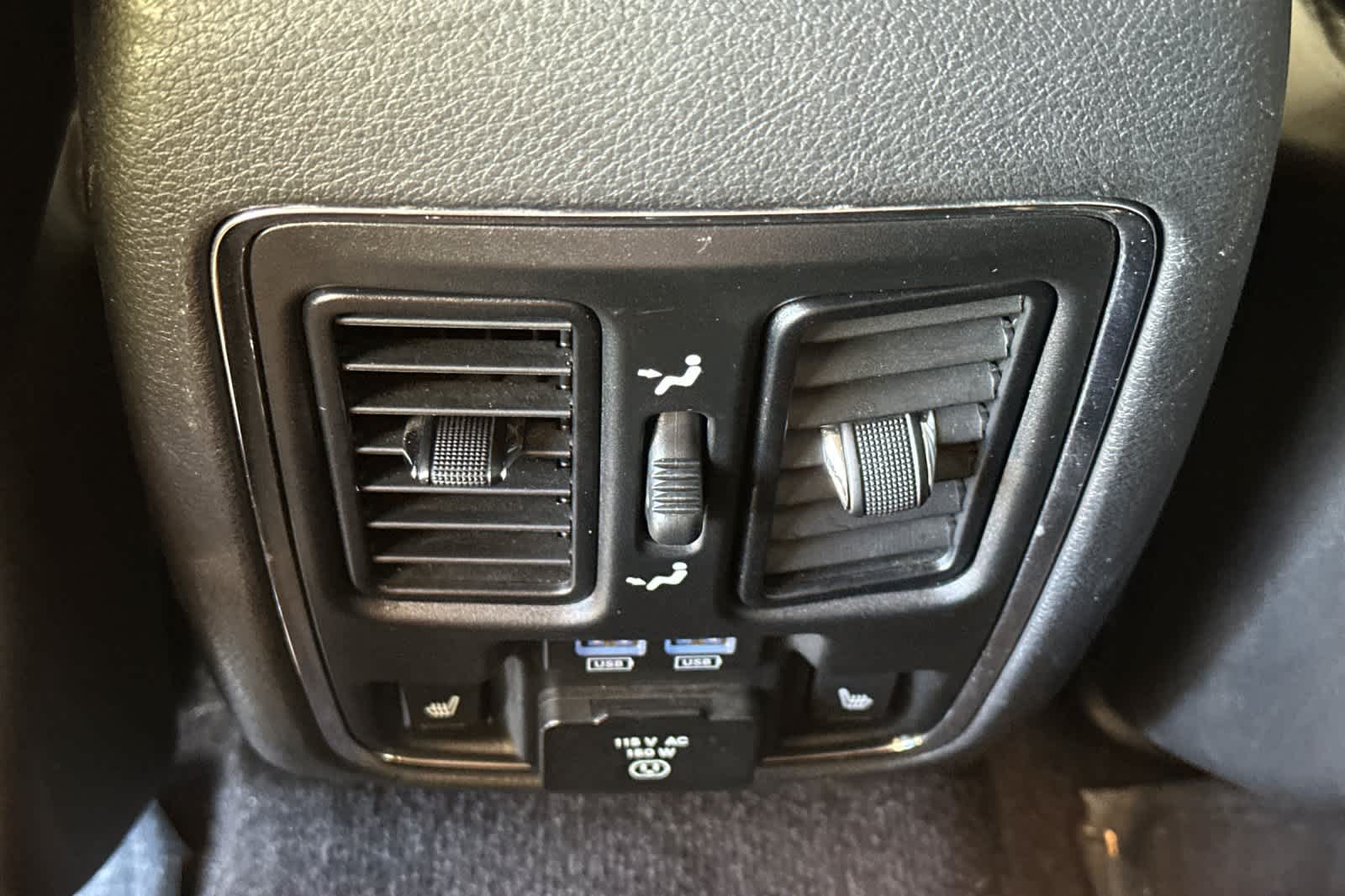Thumbnail: 2017 Jeep Grand Cherokee - 14