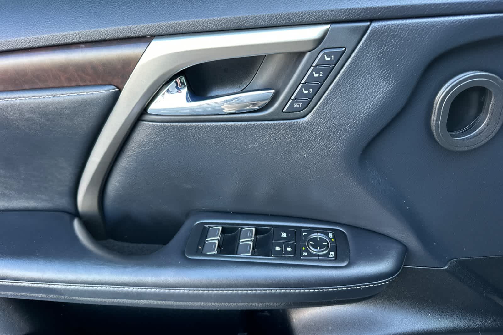 Thumbnail: 2022 Lexus RX - 12