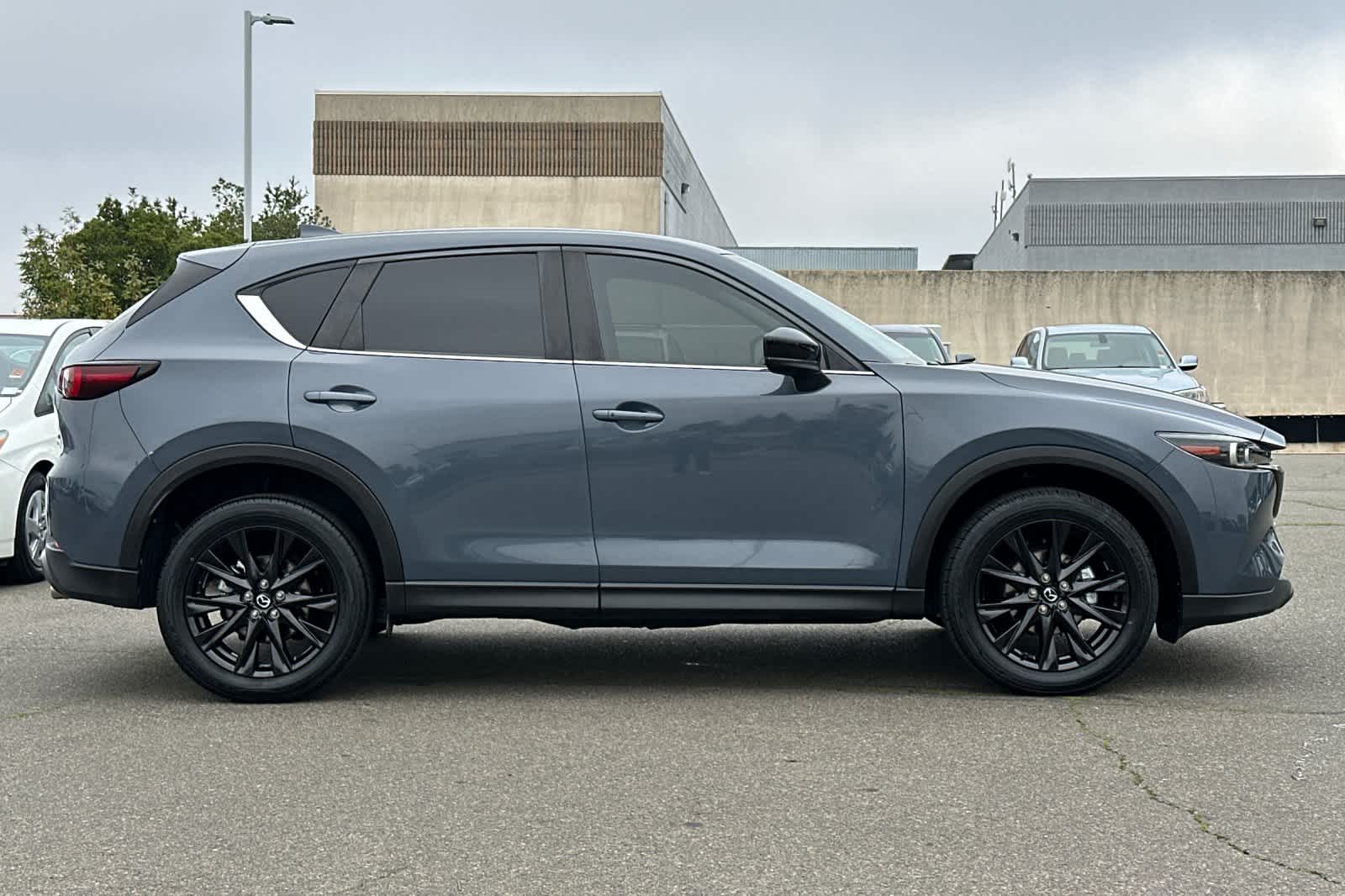 Thumbnail: 2022 Mazda CX-5 - 6