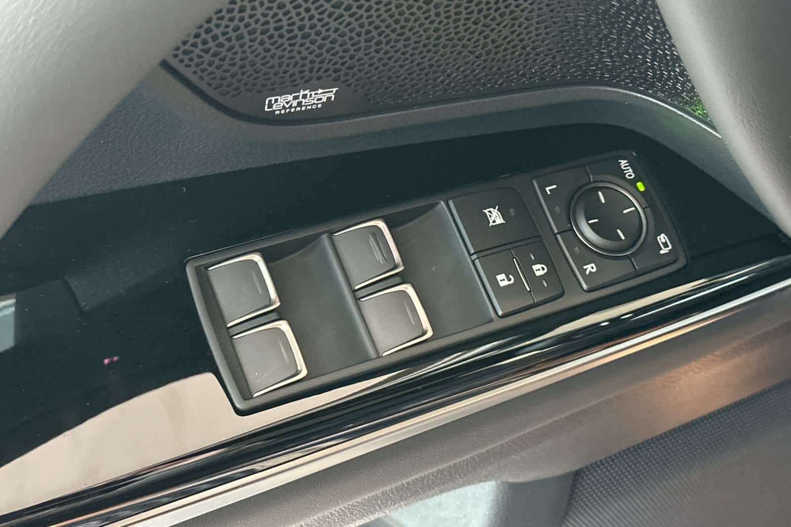 Thumbnail: 2026 Lexus LX - 10