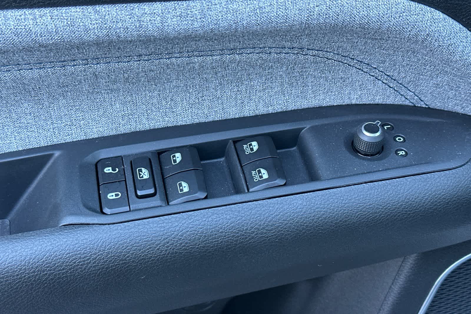 Thumbnail: 2025 Jeep Compass - 13