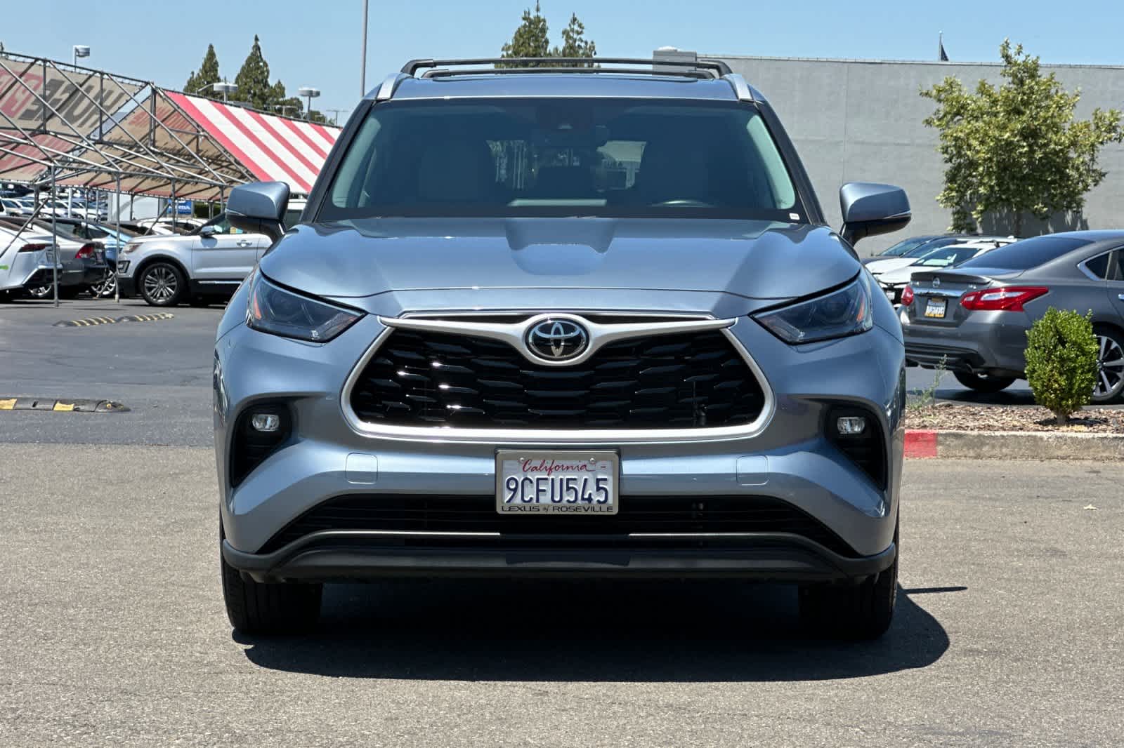 Thumbnail: 2022 Toyota Highlander - 10