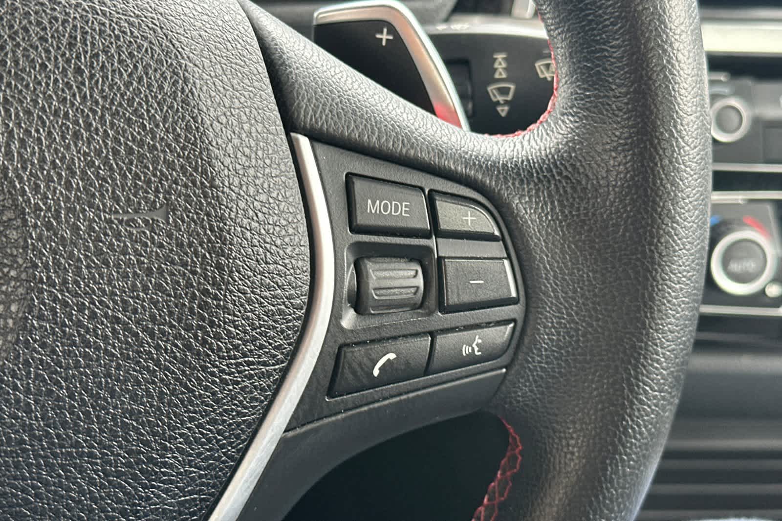 Thumbnail: 2016 BMW 3 Series - 27