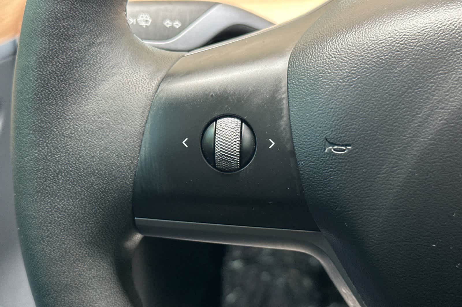 Thumbnail: 2022 Tesla Model 3 - 25