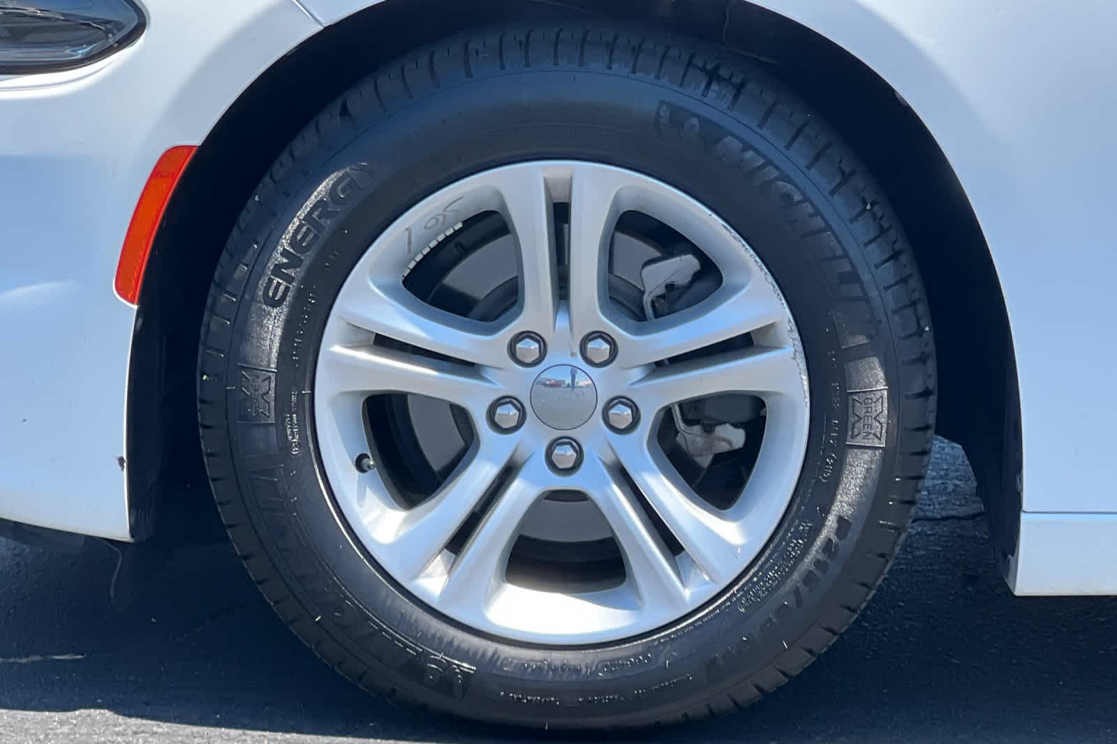 Thumbnail: 2019 Dodge Charger - 28