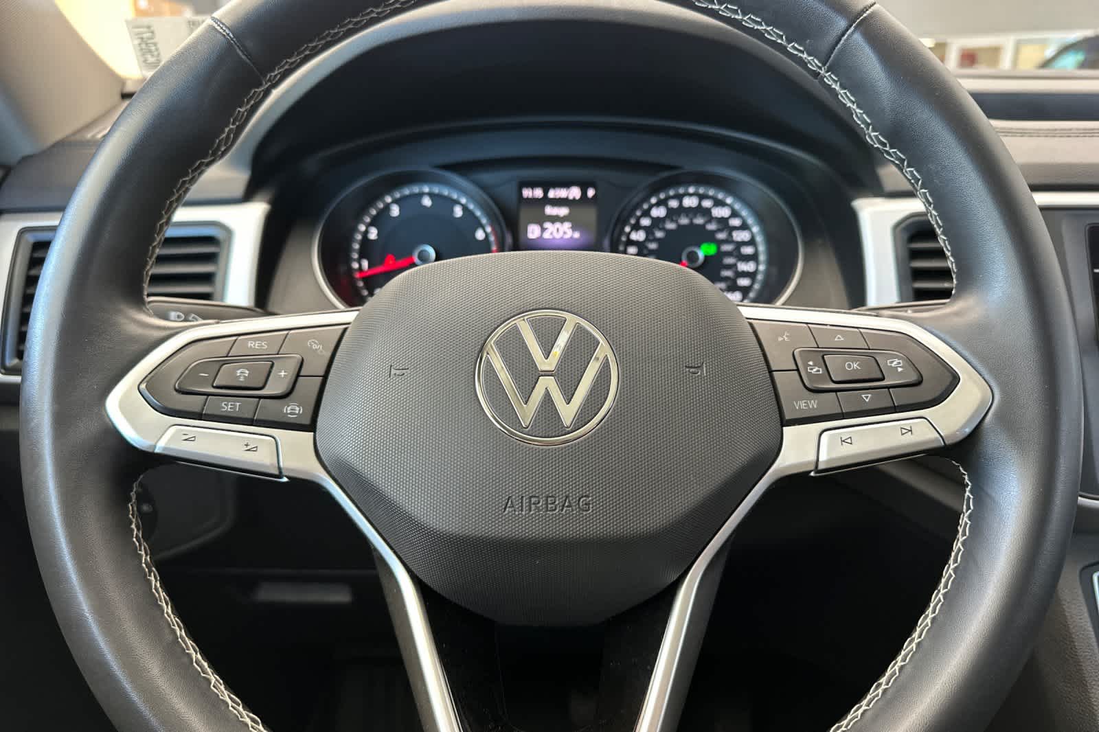 Thumbnail: 2021 Volkswagen Atlas - 26