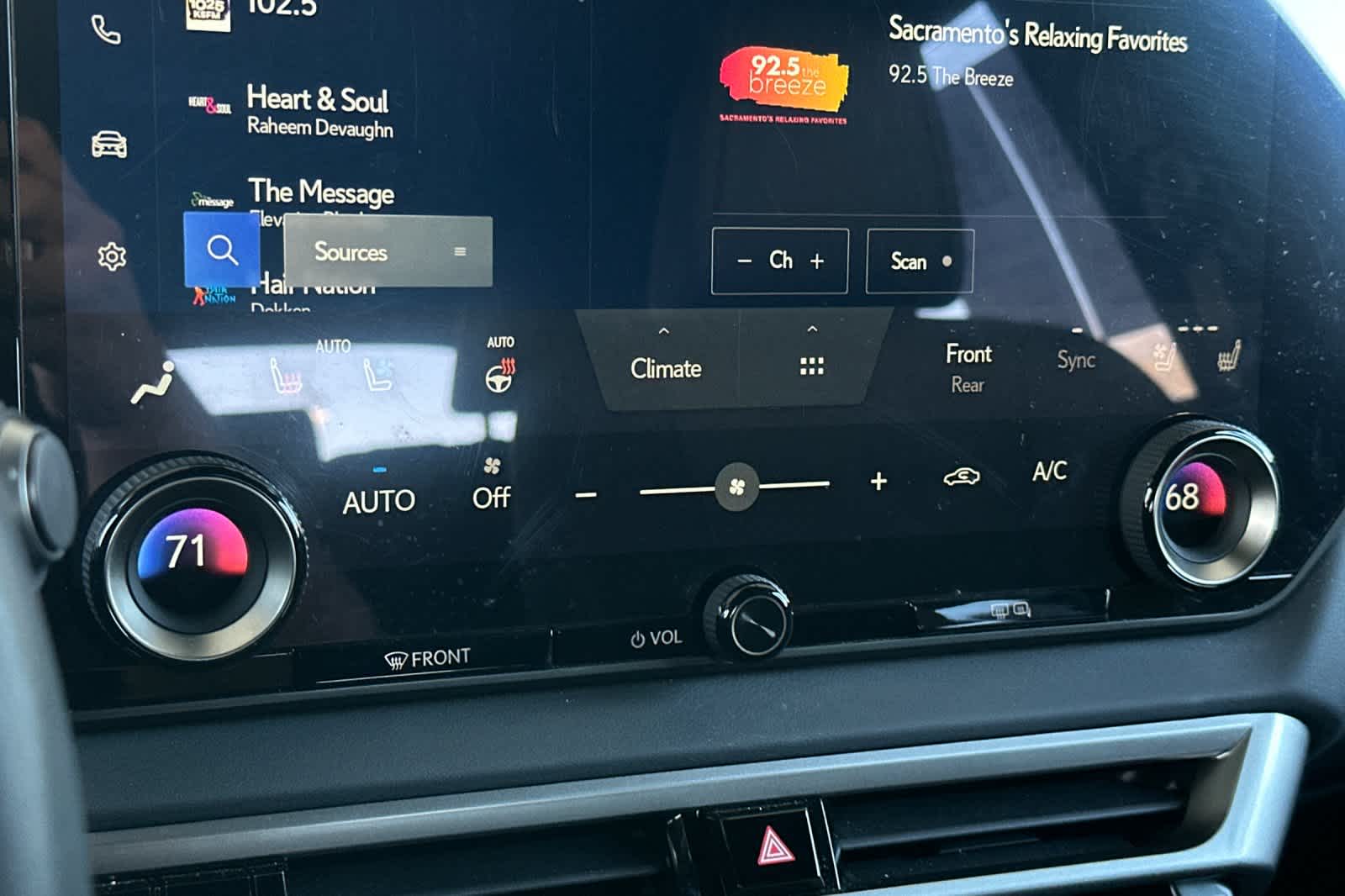 Thumbnail: 2025 Lexus RX - 22