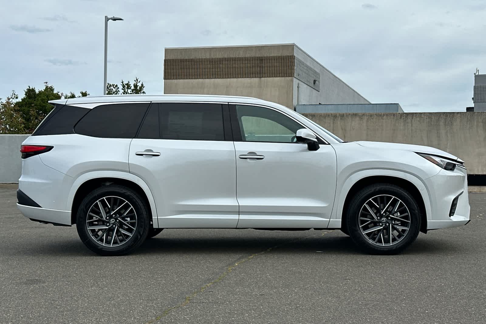 Thumbnail: 2026 Lexus TX - 6