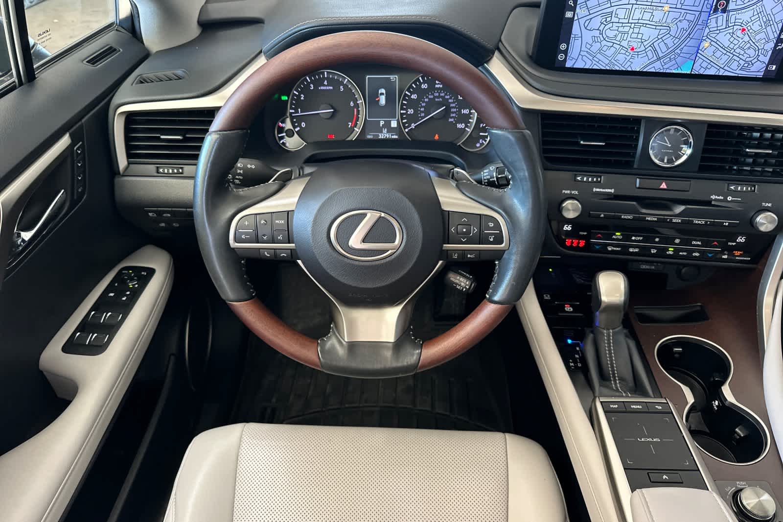 Thumbnail: 2021 Lexus RX - 15