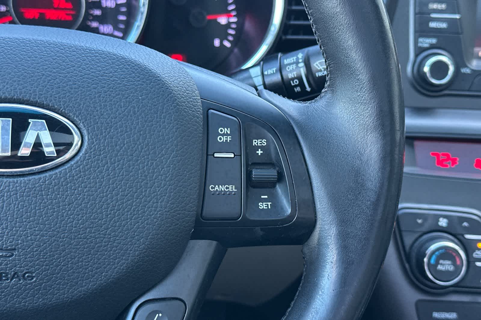 Thumbnail: 2013 Kia Optima - 27