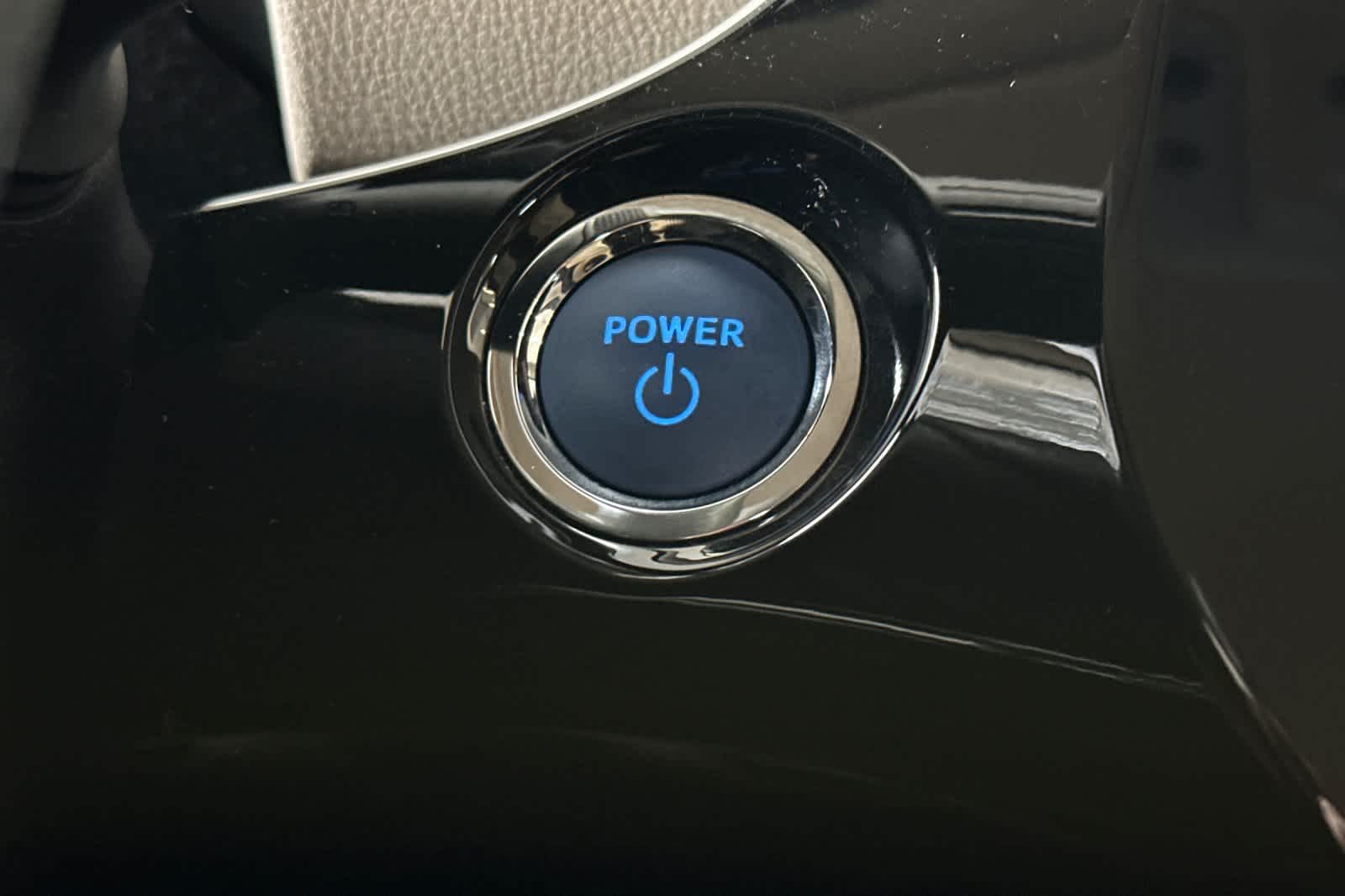 Thumbnail: 2016 Toyota Prius - 23