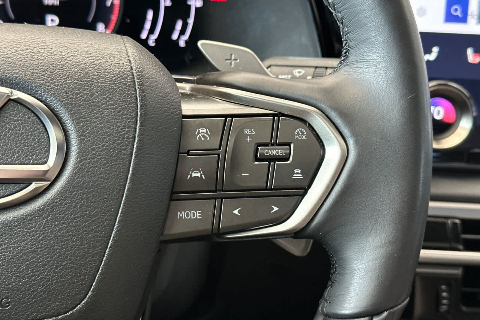 Thumbnail: 2024 Lexus RX - 27