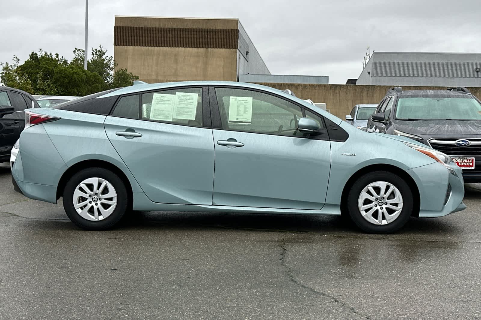Thumbnail: 2016 Toyota Prius - 6