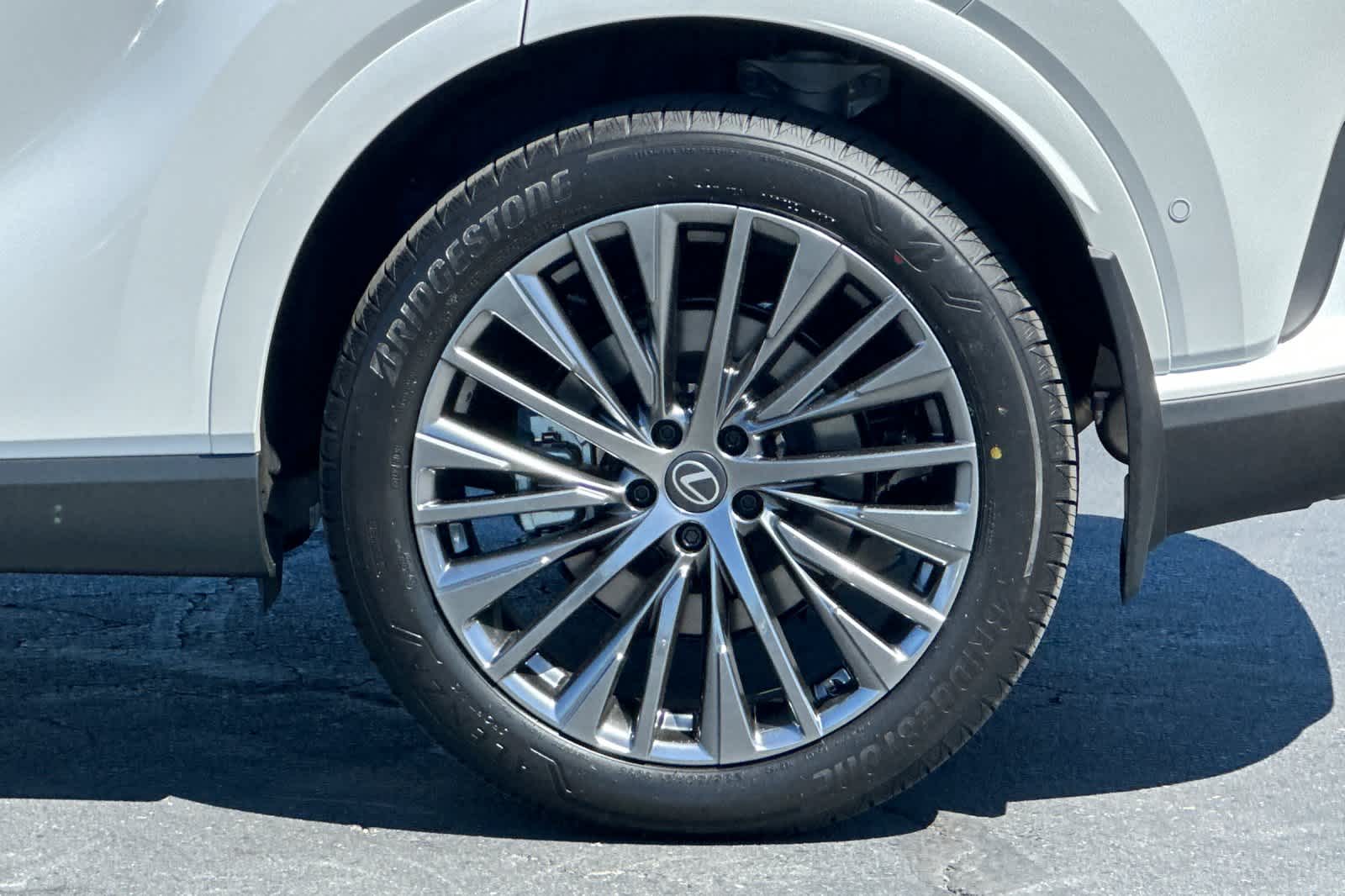 Thumbnail: 2026 Lexus RX - 31