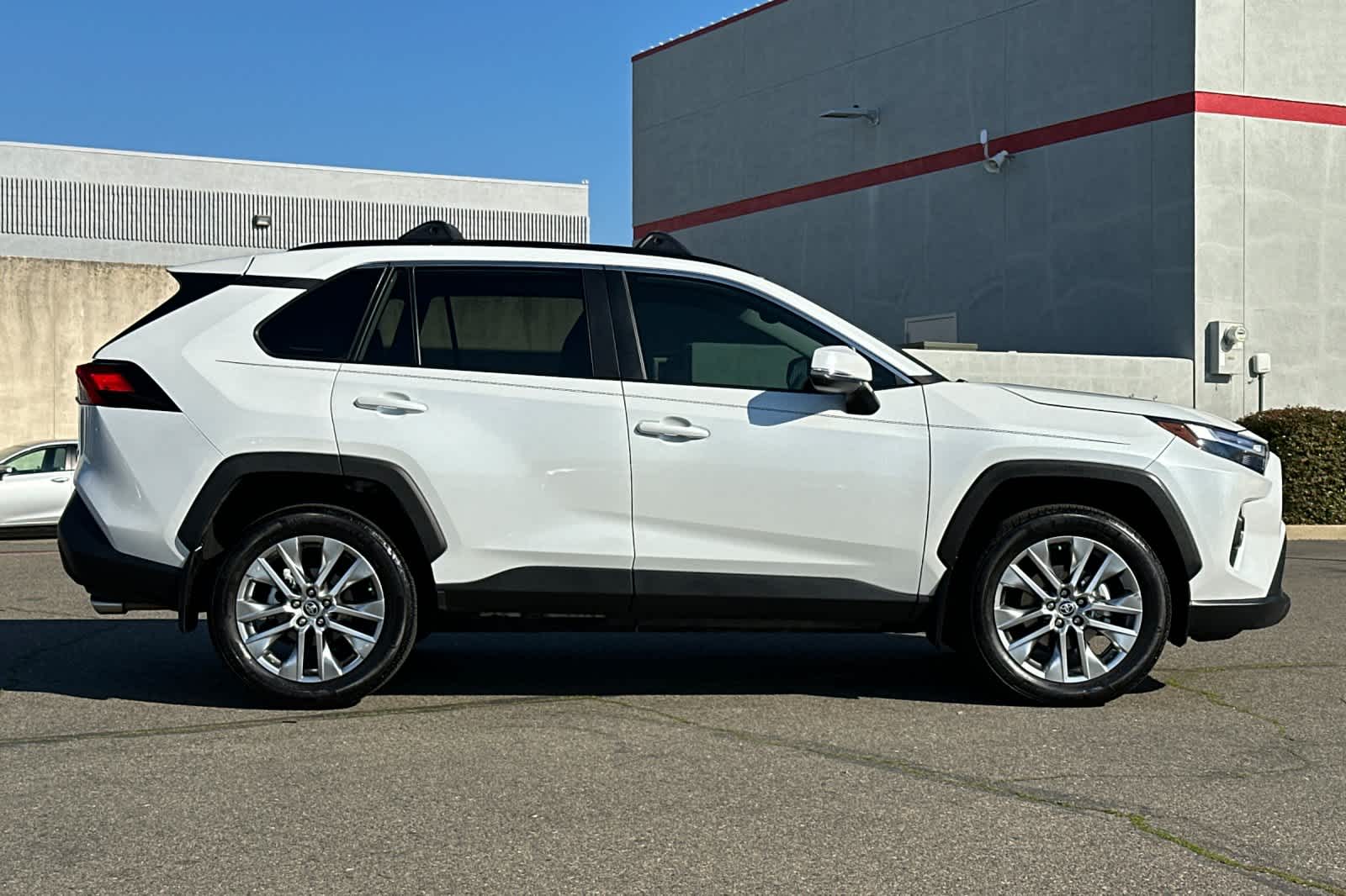 Thumbnail: 2024 Toyota RAV4 - 5