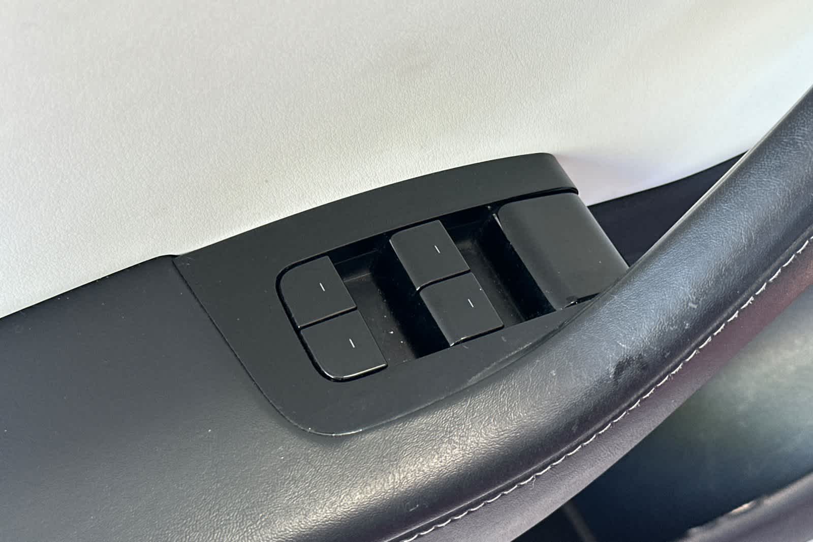 2019 Tesla Model 3 Long Range 13