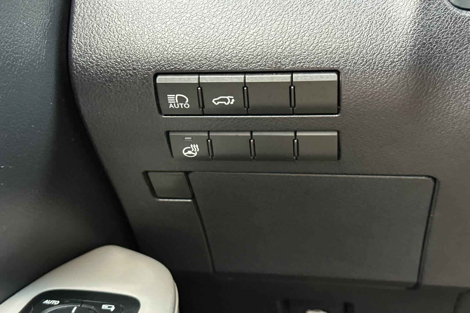 Thumbnail: 2019 Lexus RX - 31