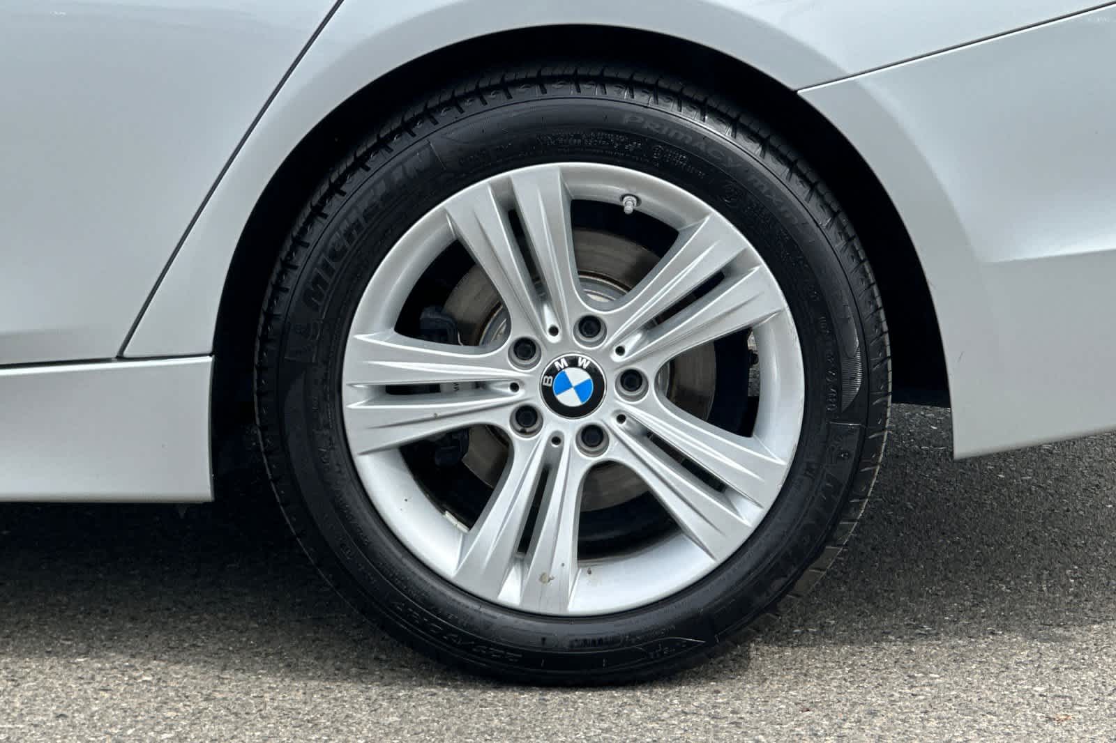 Thumbnail: 2016 BMW 3 Series - 31