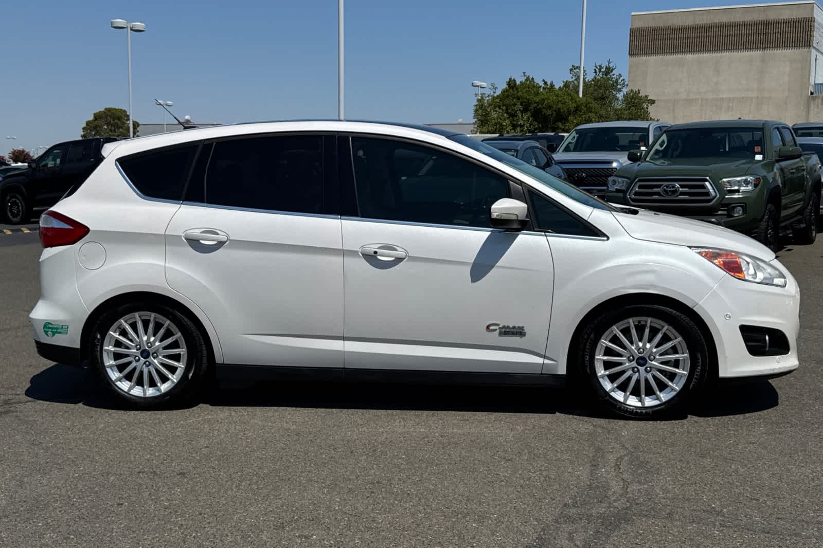 Thumbnail: 2015 Ford C-Max - 6
