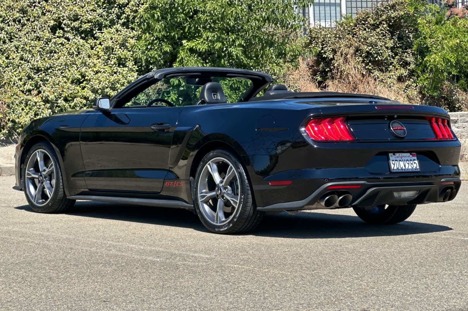 Thumbnail: 2022 Ford Mustang - 6